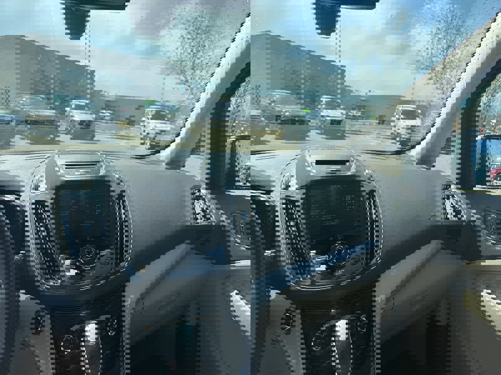 Used 2014 Ford C-MAX SEL w/ Equipment Group 302A image 21