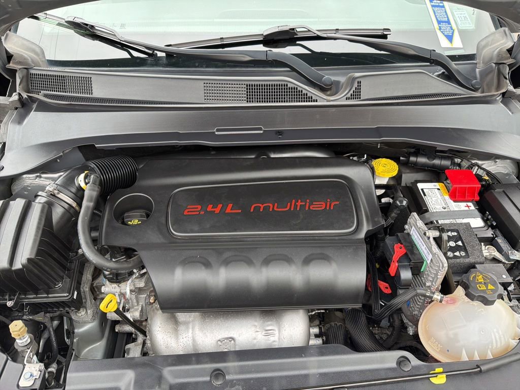 Certified 2022 Jeep Compass Limited image 11