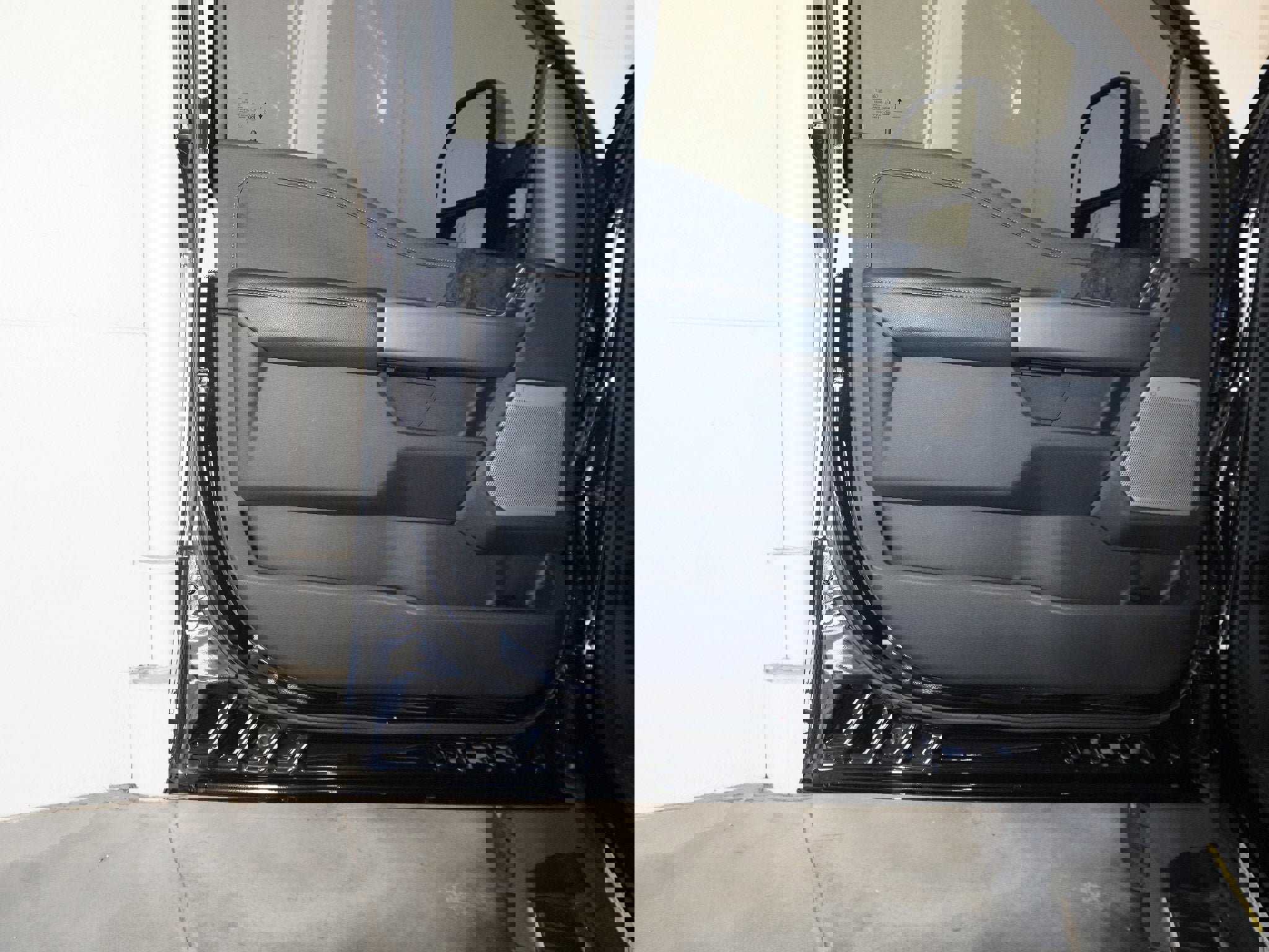 Used 2025 Ford F450 Lariat w/ Chrome Package image 35