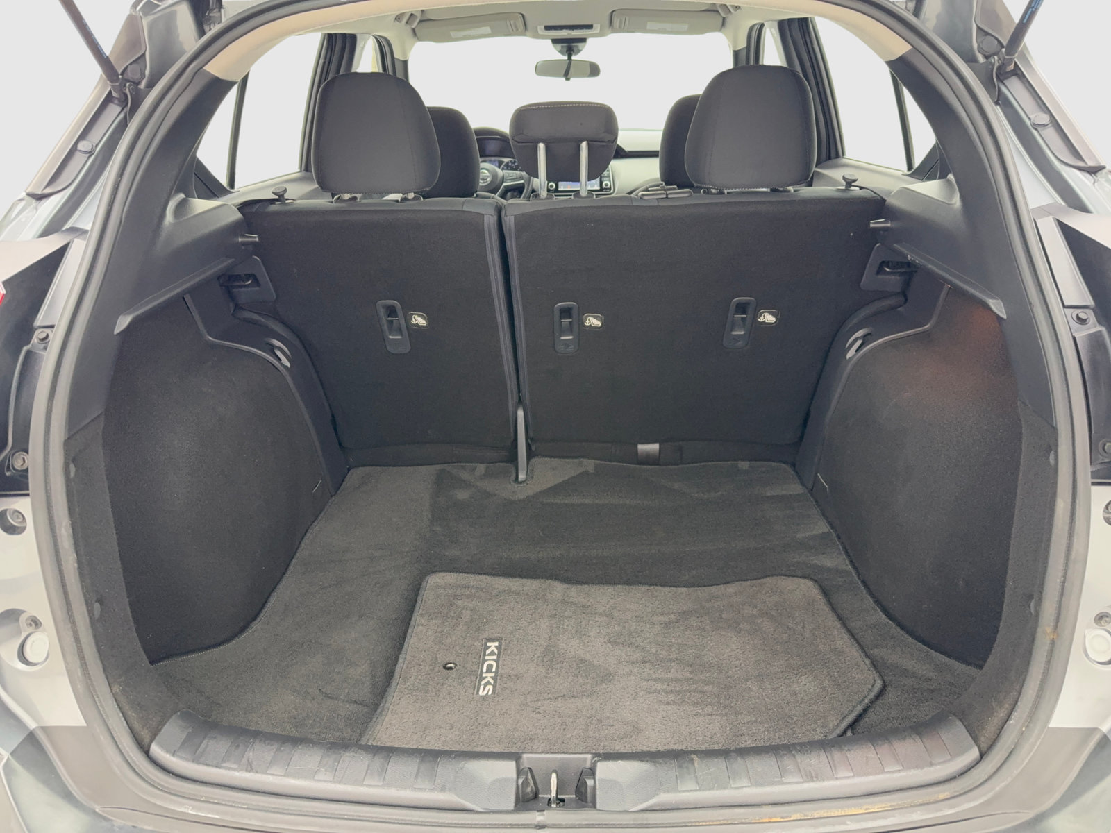 Used 2020 Nissan Kicks S FWD image 47