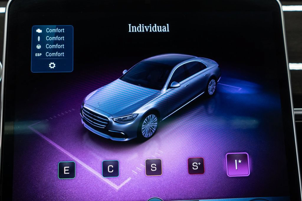 Used 2022 Mercedes-Benz S 580 4MATIC Sedan image 34
