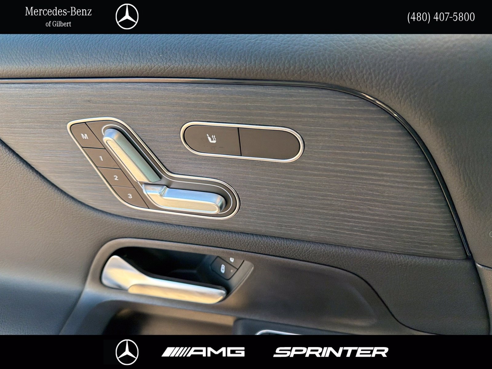Used 2026 Mercedes-Benz GLB 250 4MATIC image 13
