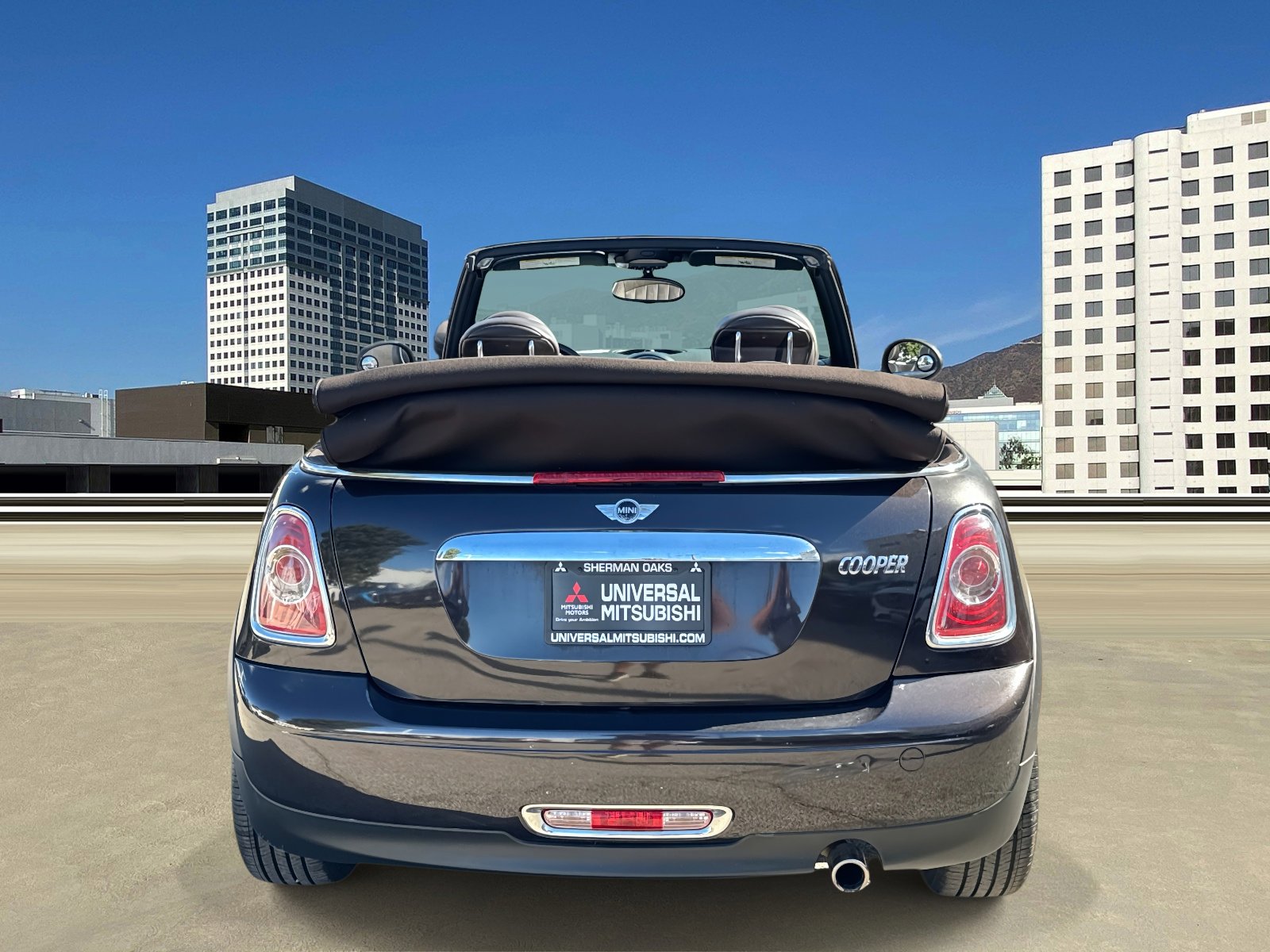 Used 2013 MINI Cooper Convertible image 4