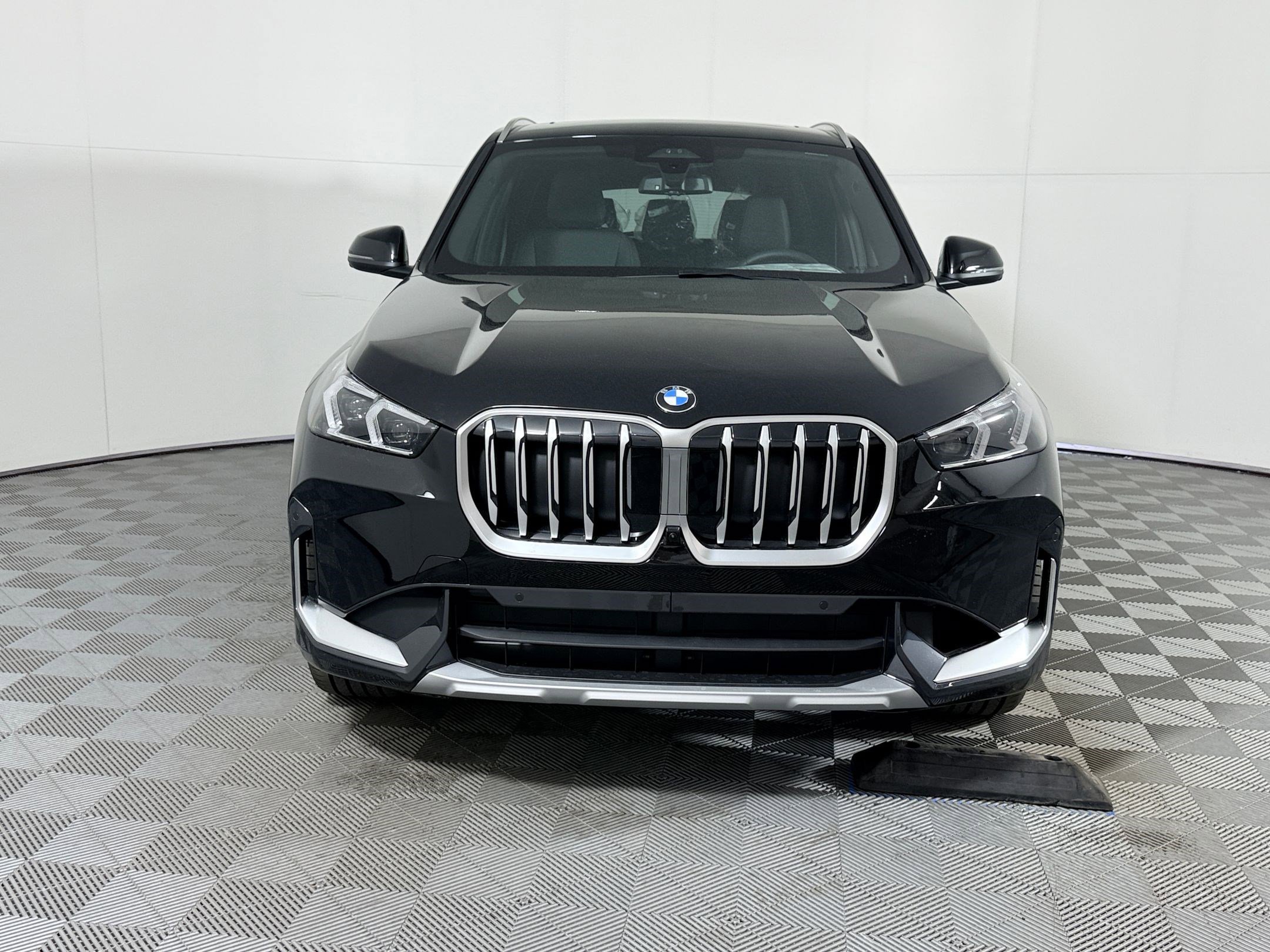 Used 2026 BMW X1 xDrive28i w/ Technology Package image 6
