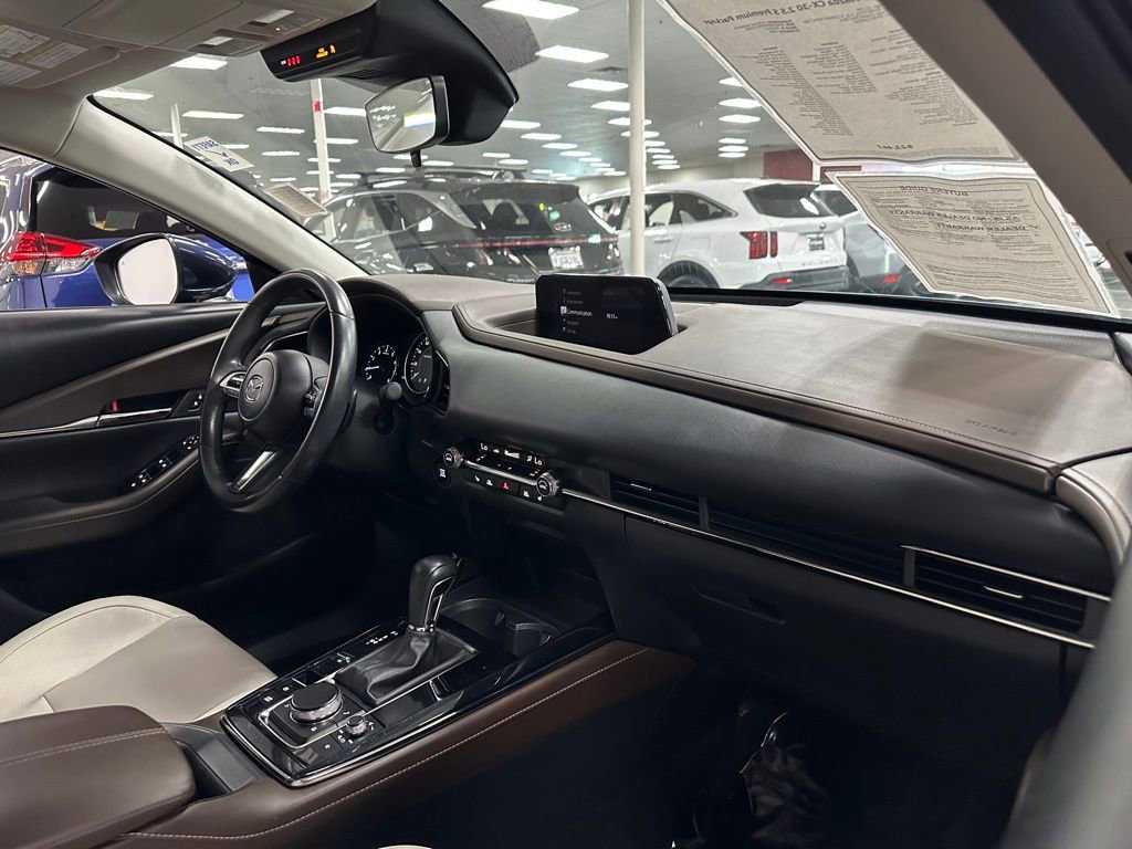 Used 2023 MAZDA CX-30 AWD 2.5 S w/ Premium Package image 32