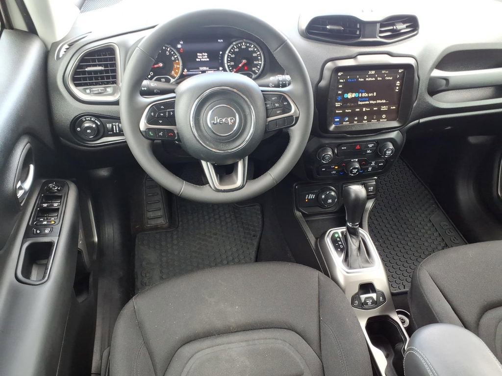 Used 2022 Jeep Renegade Latitude AWD/4WD image 13