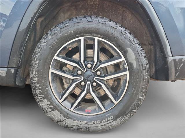 Used 2021 Jeep Grand Cherokee Trailhawk AWD/4WD image 9