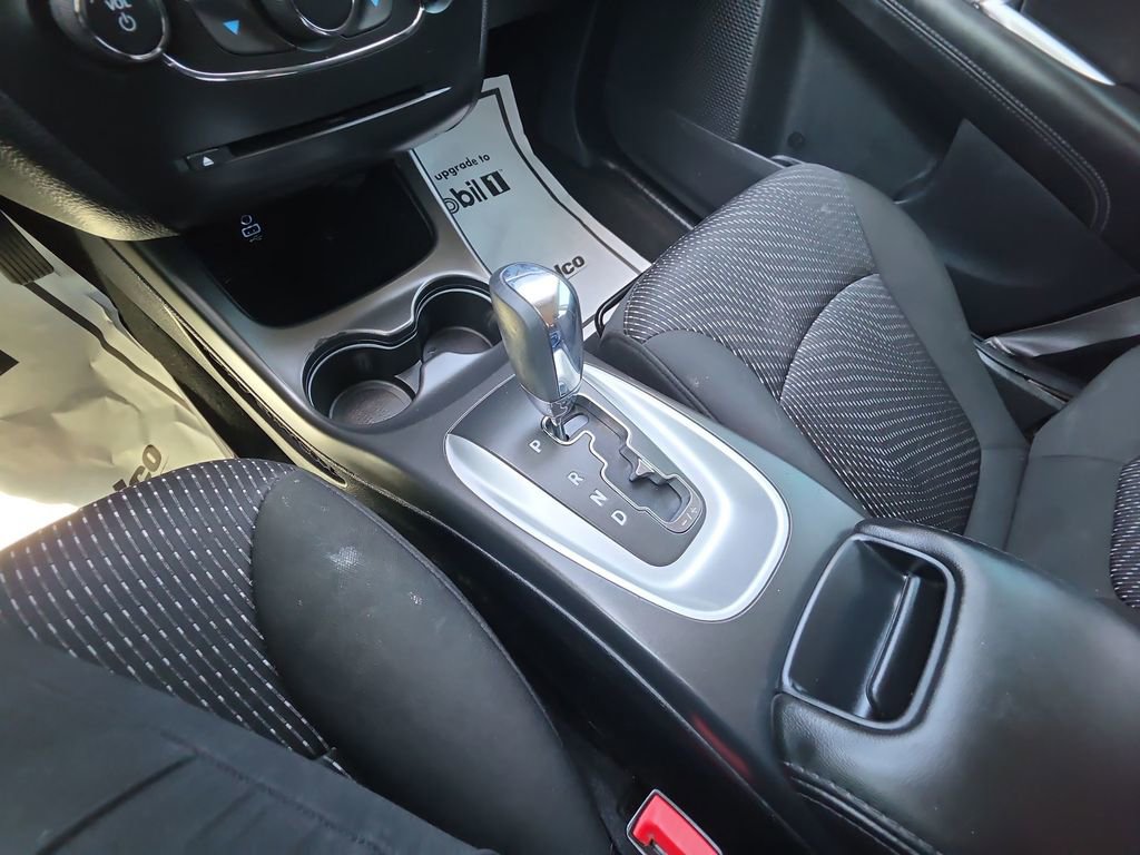 Used 2020 Dodge Journey SE w/ Blacktop Package FWD image 11