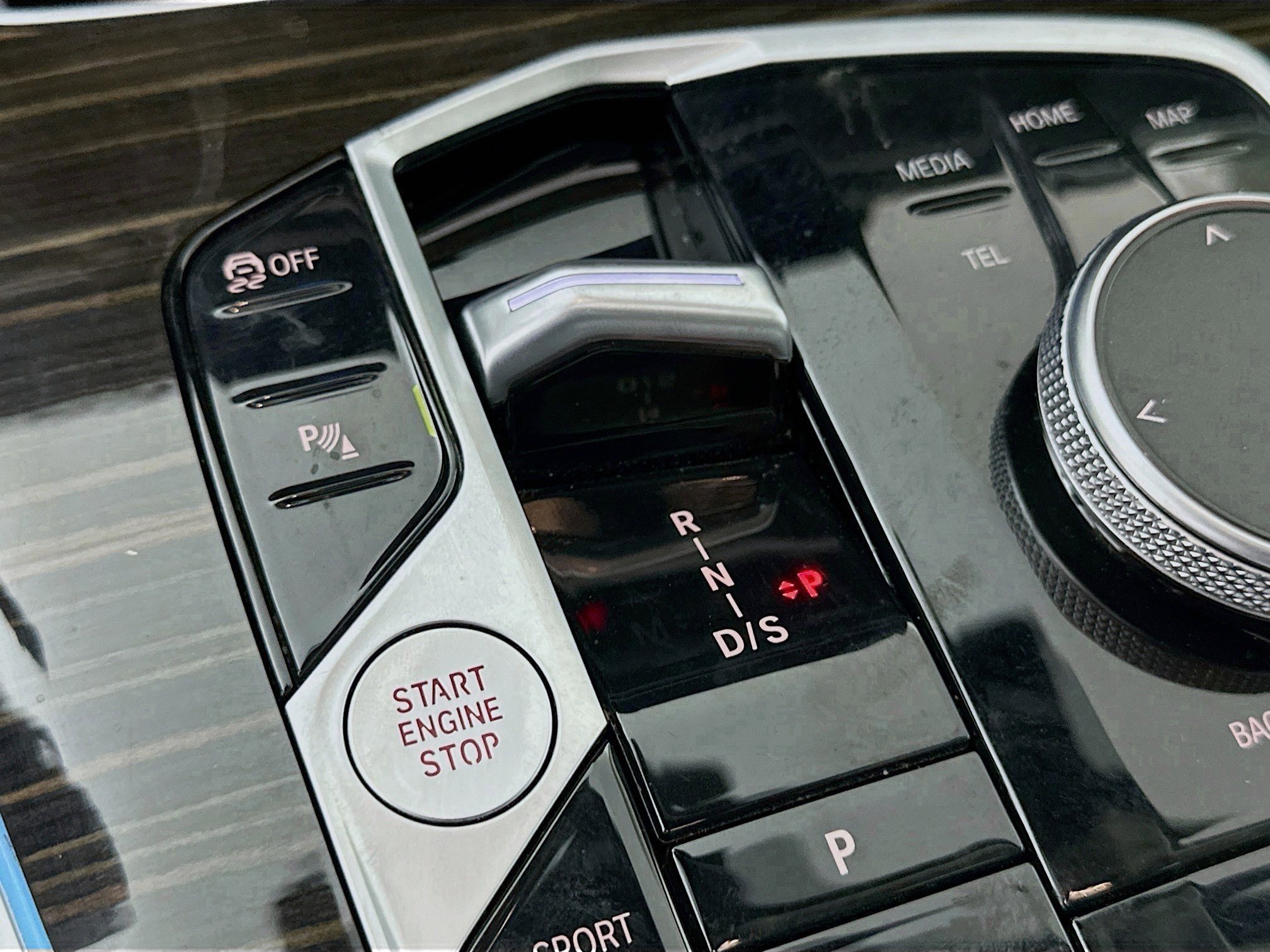 Used 2024 BMW X7 xDrive40i image 14