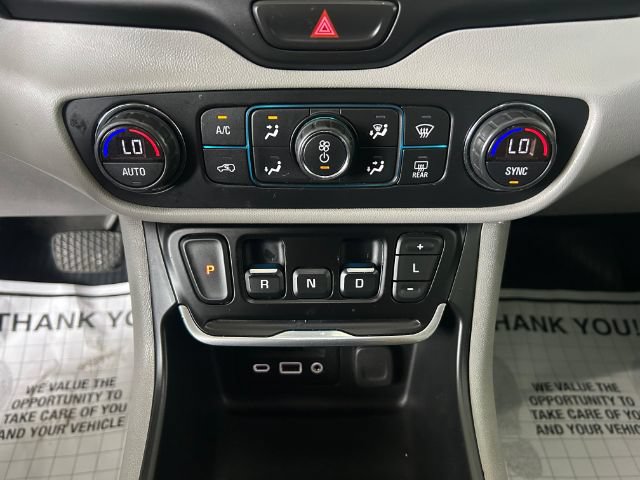 Used 2020 GMC Terrain SLT w/ Preferred Package AWD/4WD image 14