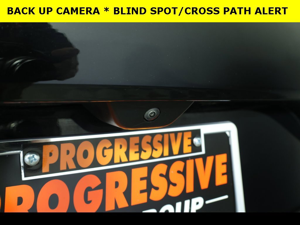 Used 2023 Jeep Grand Cherokee Altitude image 11