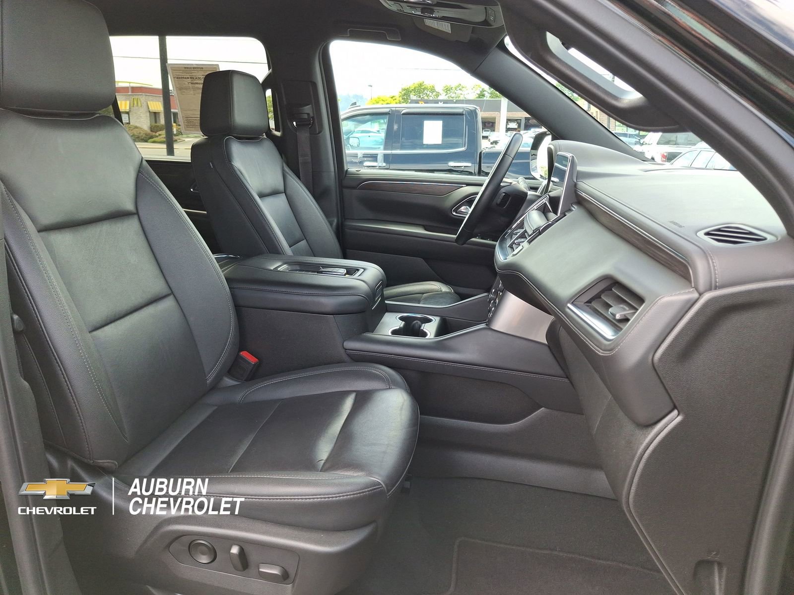 Certified 2024 Chevrolet Suburban LT AWD/4WD image 26