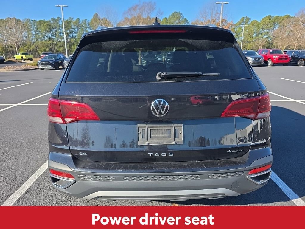Used 2024 Volkswagen Taos SE image 9