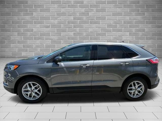 Certified 2023 Ford Edge SEL w/ Convenience Package AWD/4WD image 2