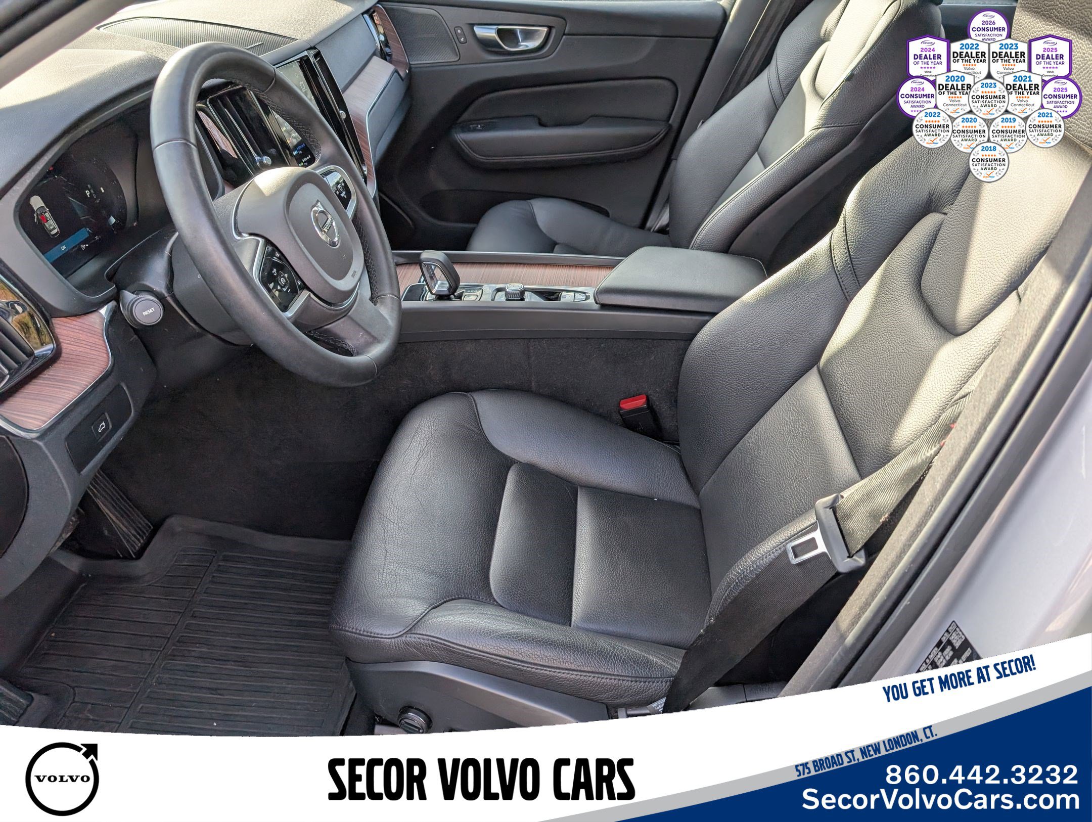 Certified 2023 Volvo XC60 B5 Plus image 10