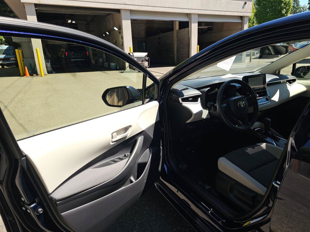 Used 2026 Toyota Corolla LE FWD image 23