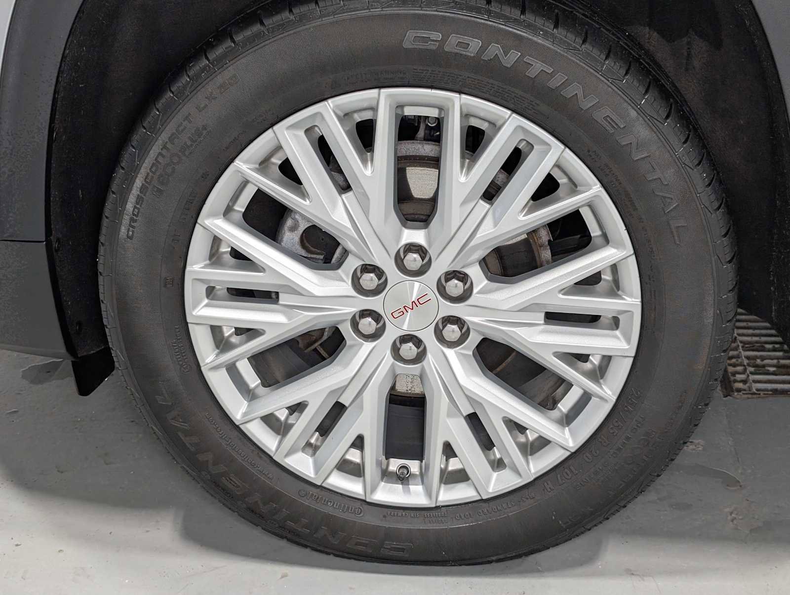 Certified 2024 GMC Acadia Elevation w/ Luxury Package image 3