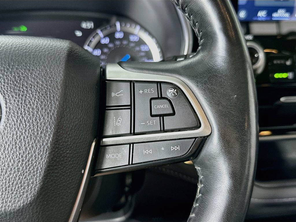Used 2022 Toyota Highlander Platinum FWD image 27