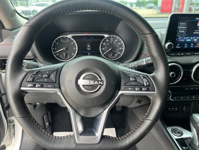 Used 2025 Nissan Sentra SR w/ SR Premium Package FWD image 12