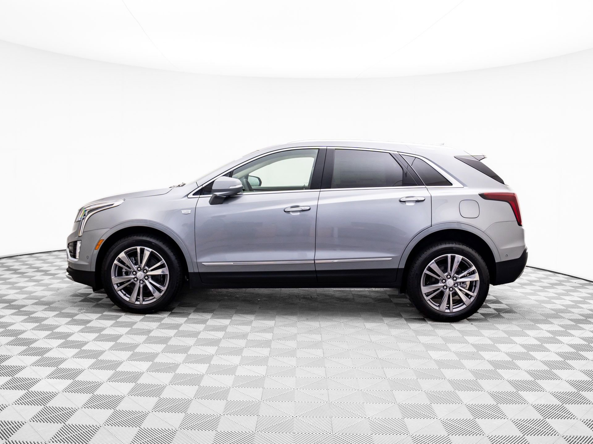 New 2026 Cadillac XT5 Premium Luxury w/ Driver Assist Package video 2