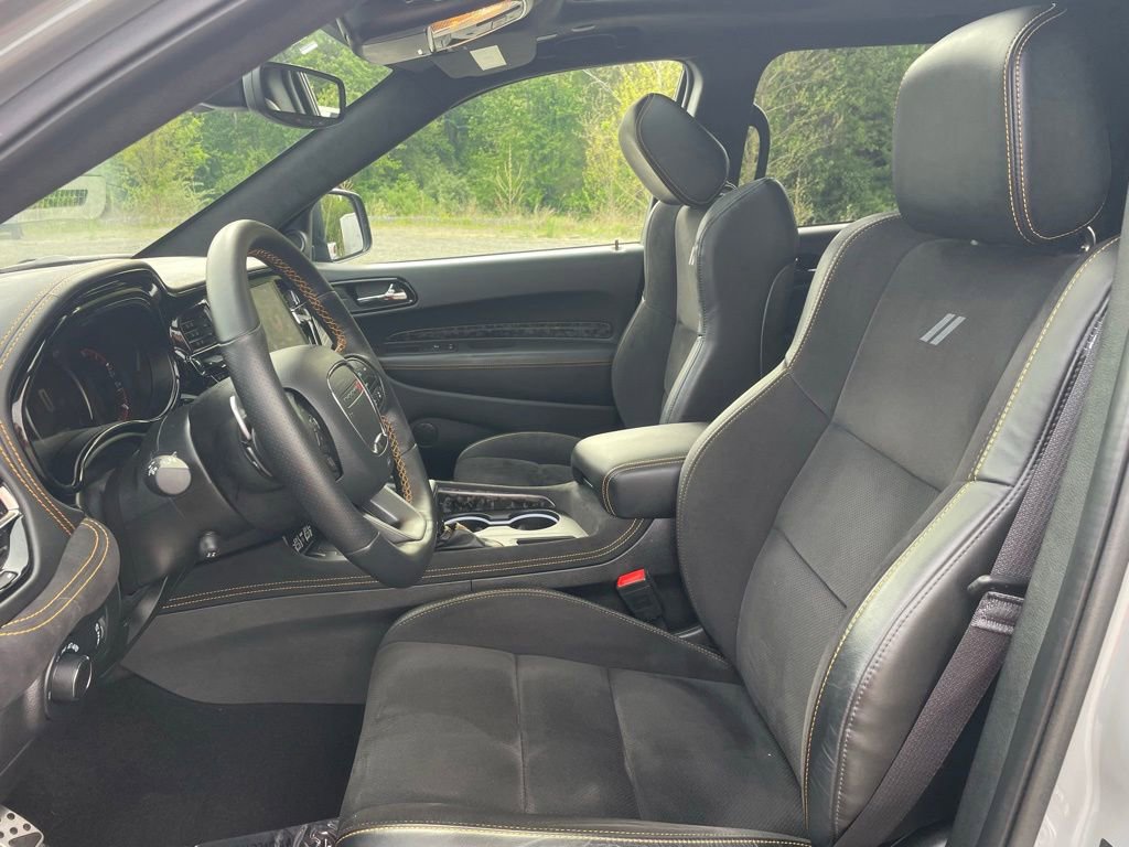 Used 2023 Dodge Durango R/T w/ Hemi Orange Plus Package AWD/4WD image 2