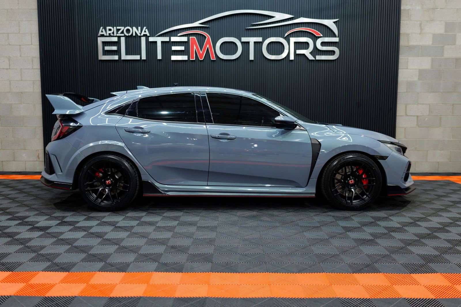 Used 2019 Honda Civic Type R image 11