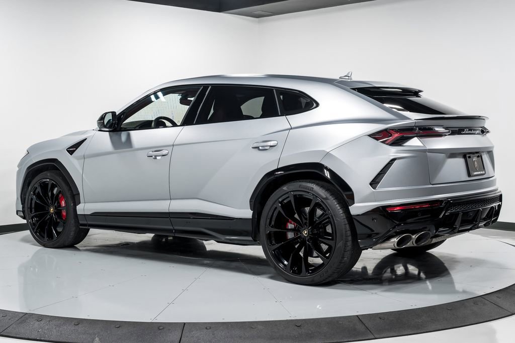 Used 2022 Lamborghini Urus AWD/4WD image 5