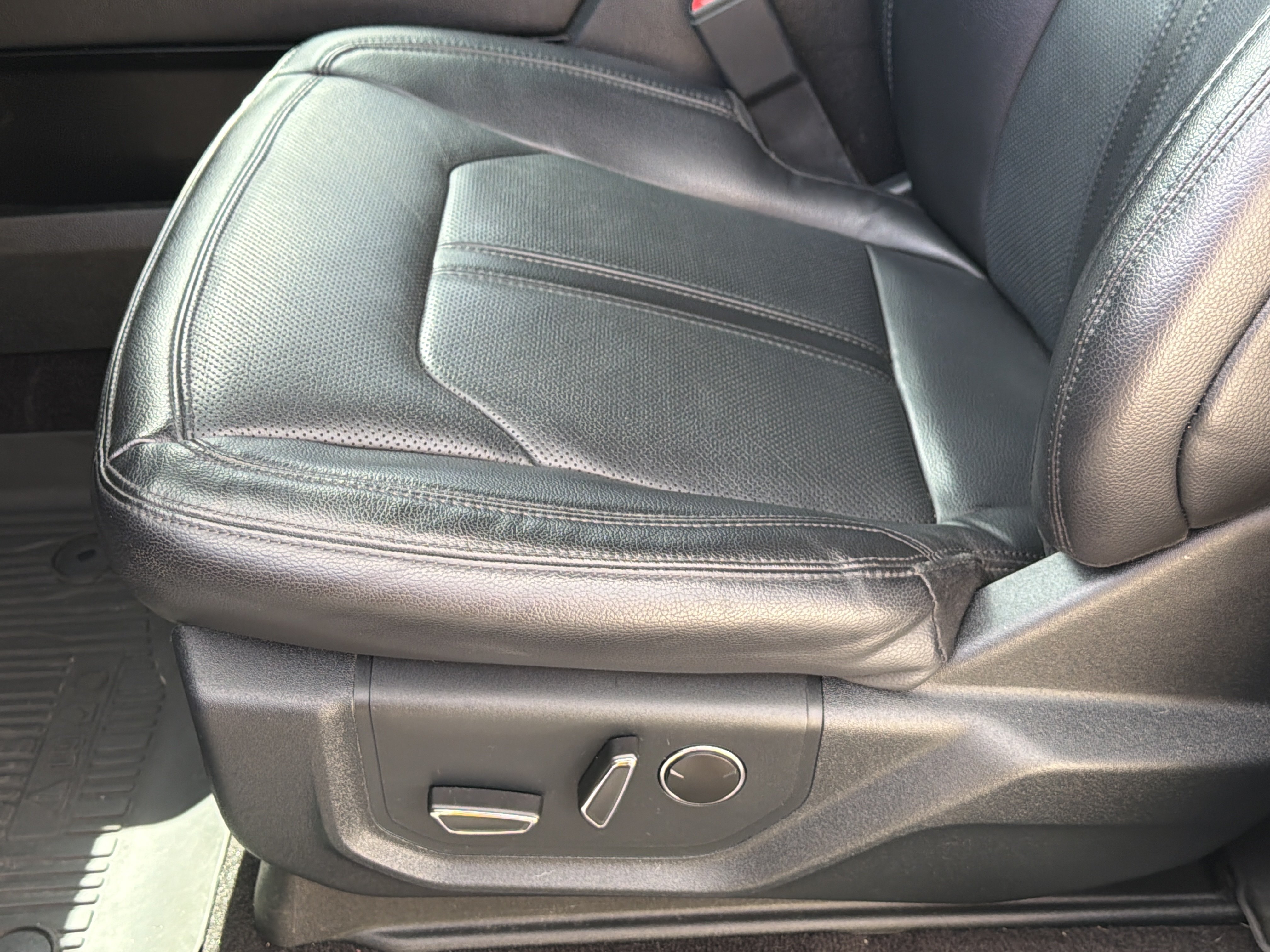 Used 2021 Ford Expedition Limited RWD image 27