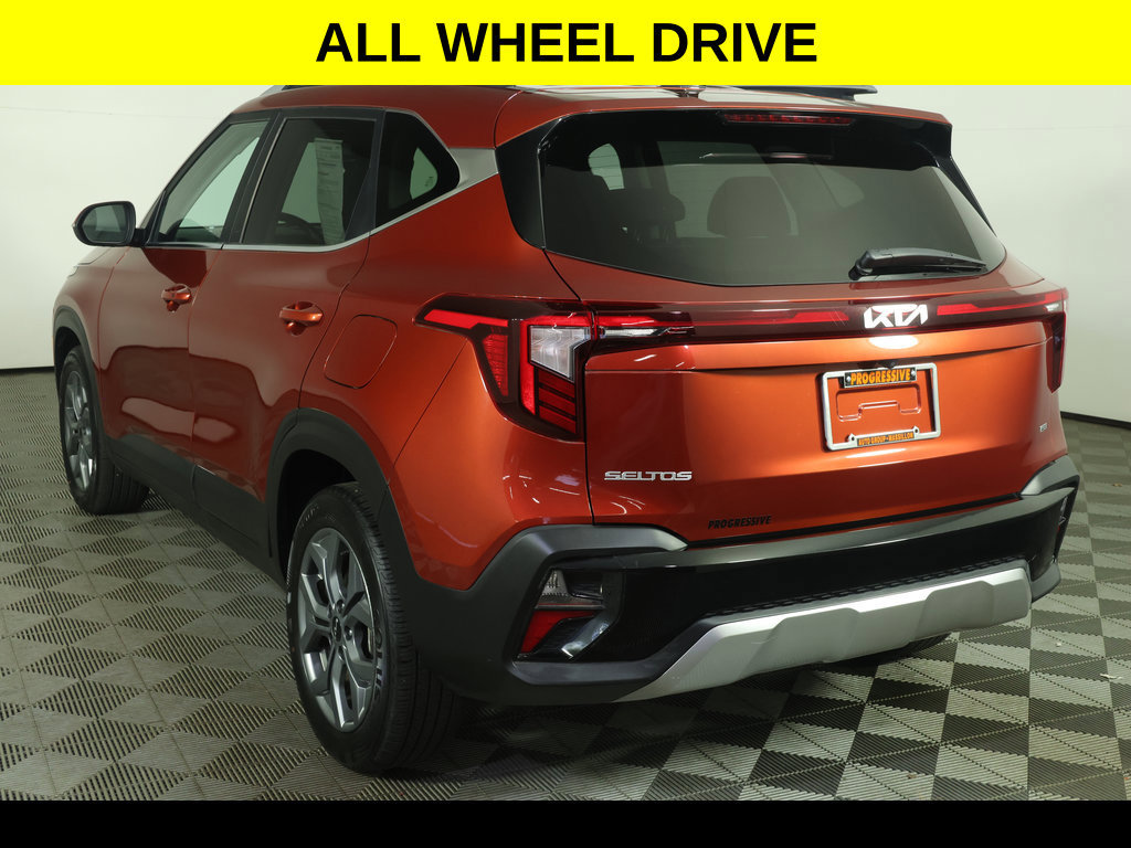 Used 2024 Kia Seltos S AWD/4WD image 5