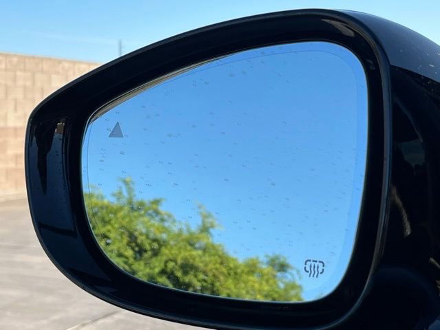 Used 2023 Chrysler Pacifica Pinnacle image 21