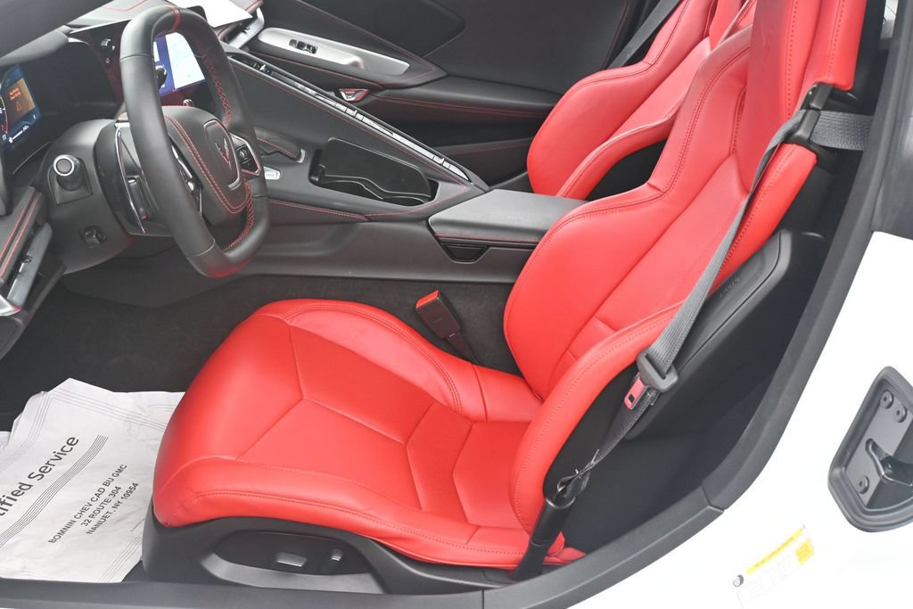 Used 2025 Chevrolet Corvette Stingray Convertible w/ Battery Protection Package RWD image 10