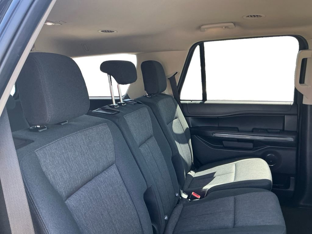 Used 2024 Ford Expedition XLT RWD image 19