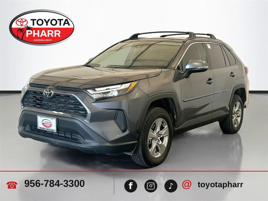 Used 2025 Toyota RAV4 XLE FWD image 1