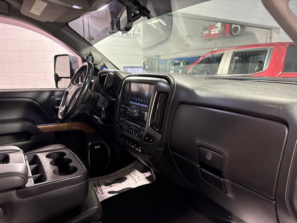 Used 2019 Chevrolet Silverado 3500 LTZ w/ Duramax Plus Package AWD/4WD image 27