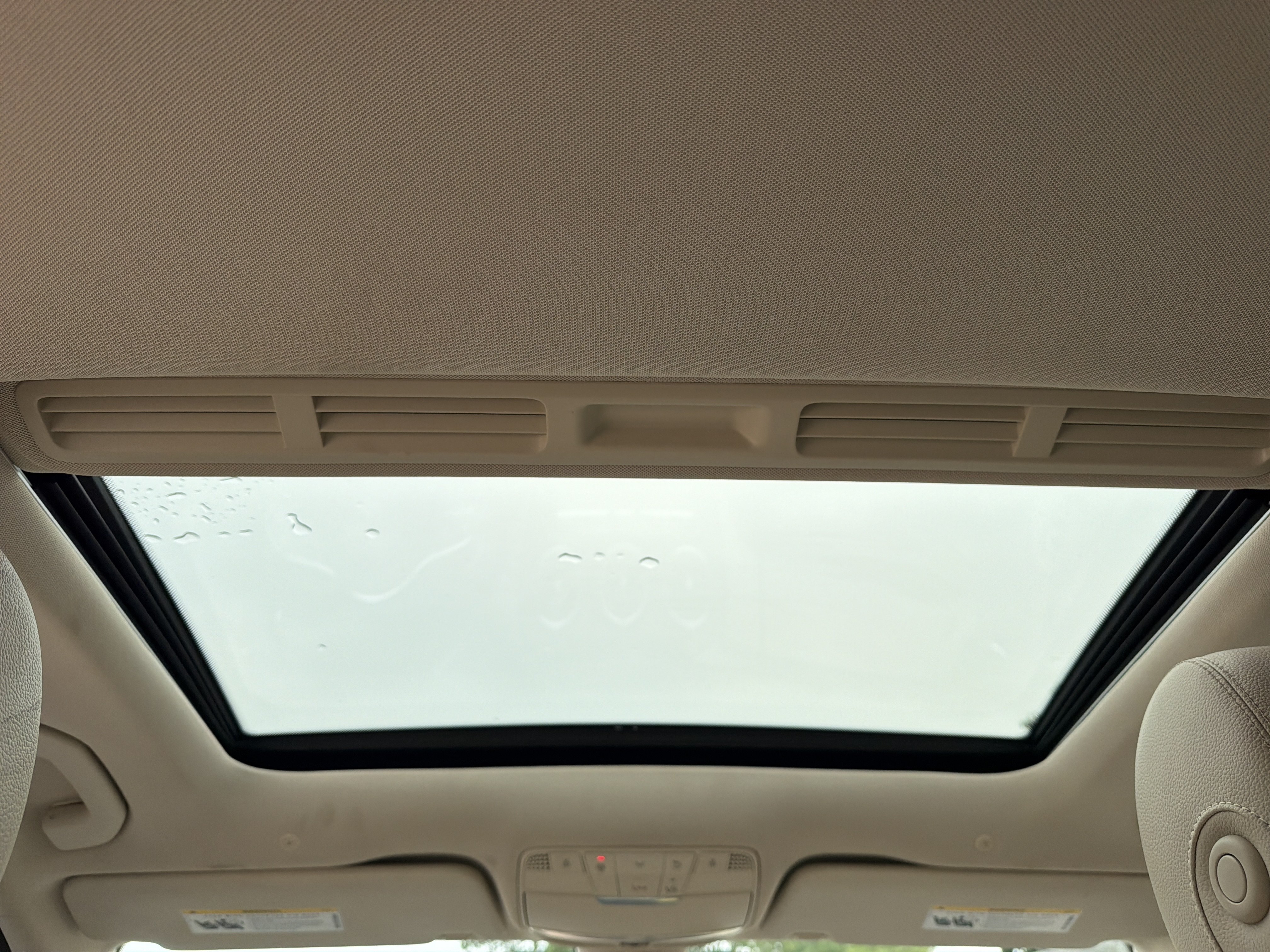 Used 2019 Mercedes-Benz C 300 4MATIC Sedan image 2