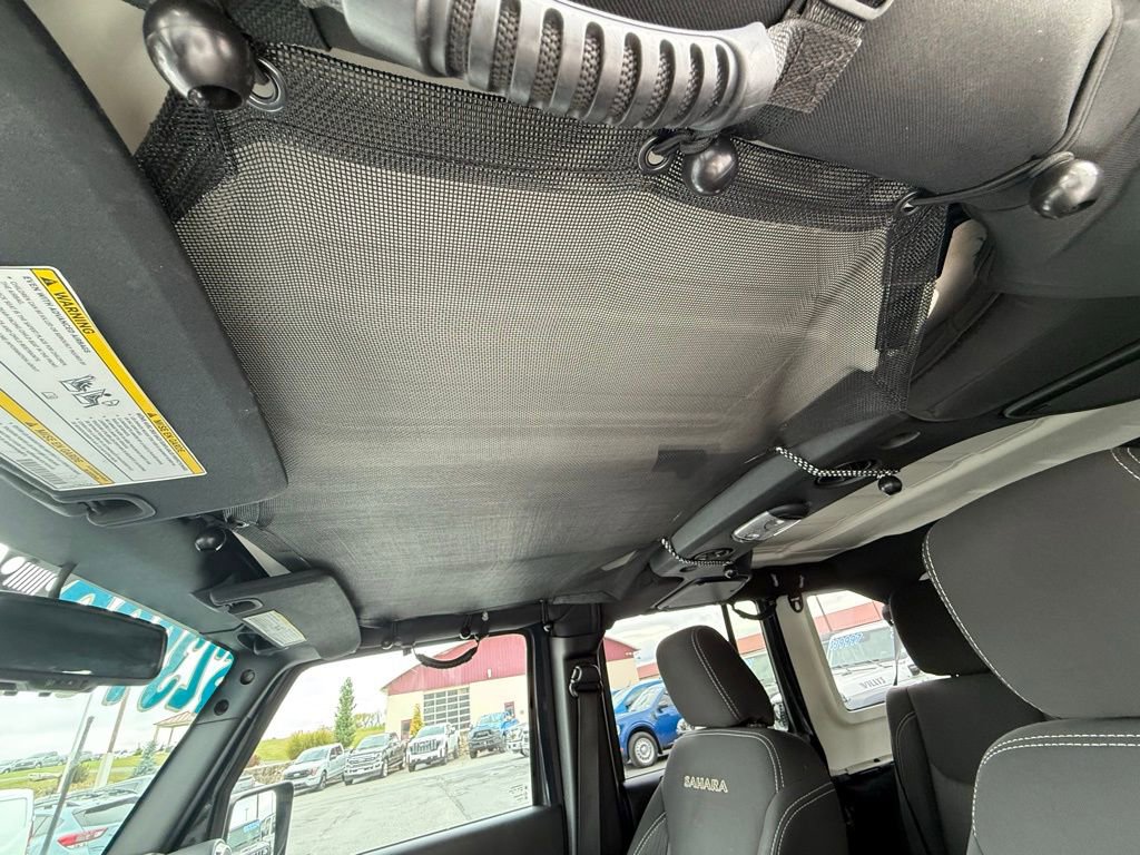 Used 2016 Jeep Wrangler Unlimited Sahara w/ Connectivity Group image 25