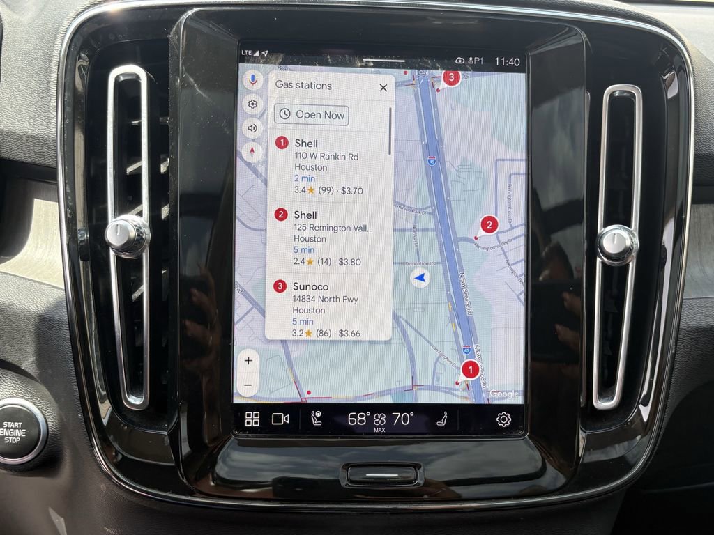 Used 2023 Volvo XC40 B5 Plus w/ Driver Assist Package image 16