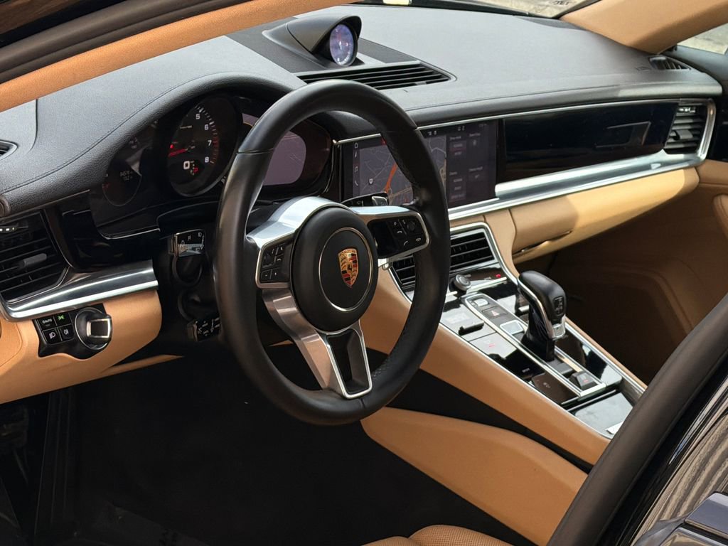 Used 2018 Porsche Panamera 4 w/ Premium Package Plus image 16