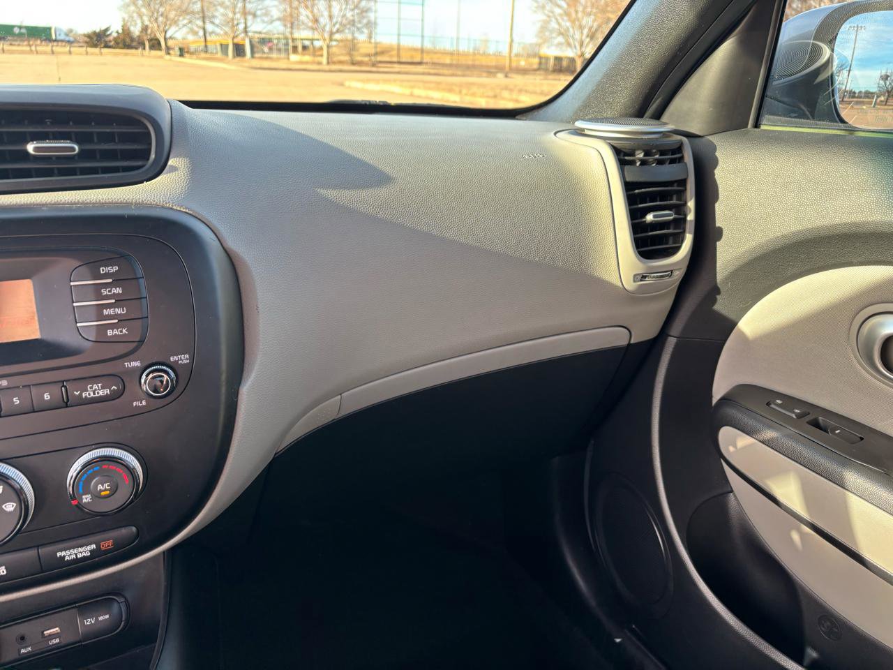 Used 2015 Kia Soul image 19