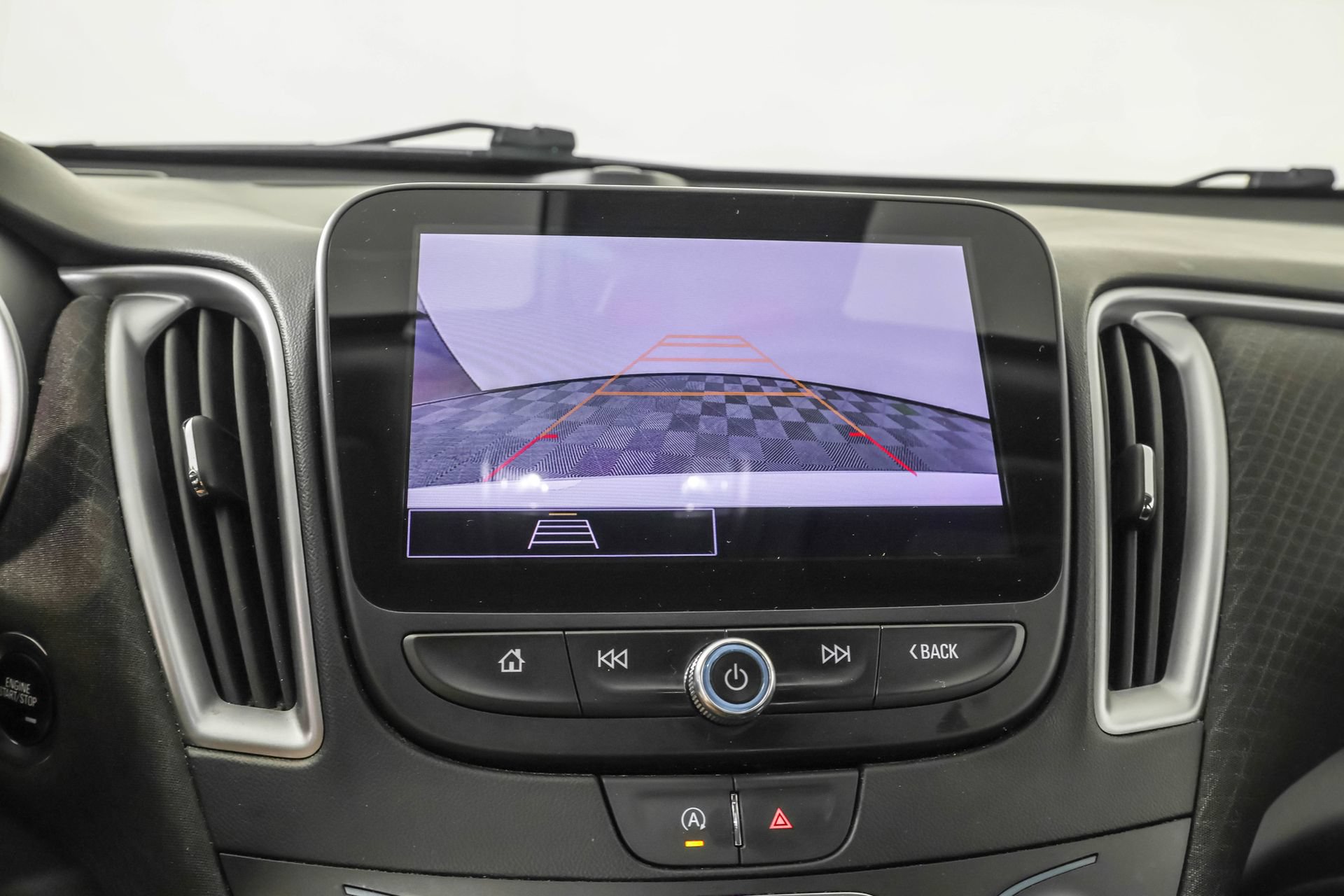 Used 2023 Chevrolet Malibu LT FWD image 8