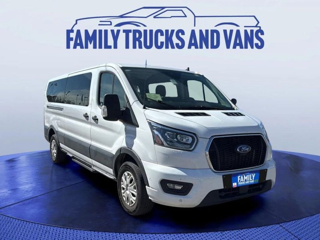 Used 2023 Ford Transit 350 XLT image 5