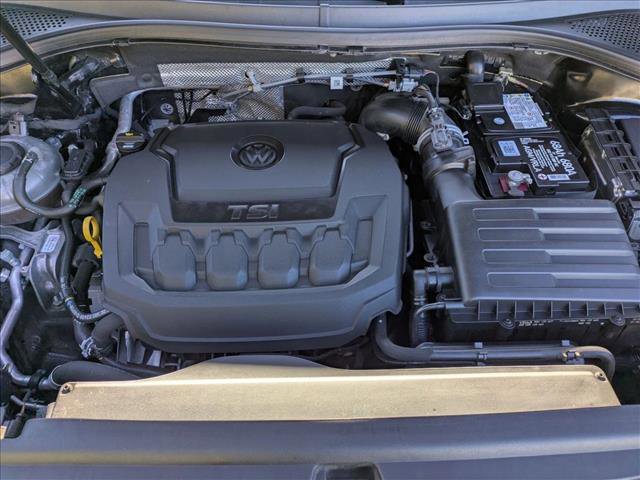 Used 2020 Volkswagen Tiguan SE R-Line image 24