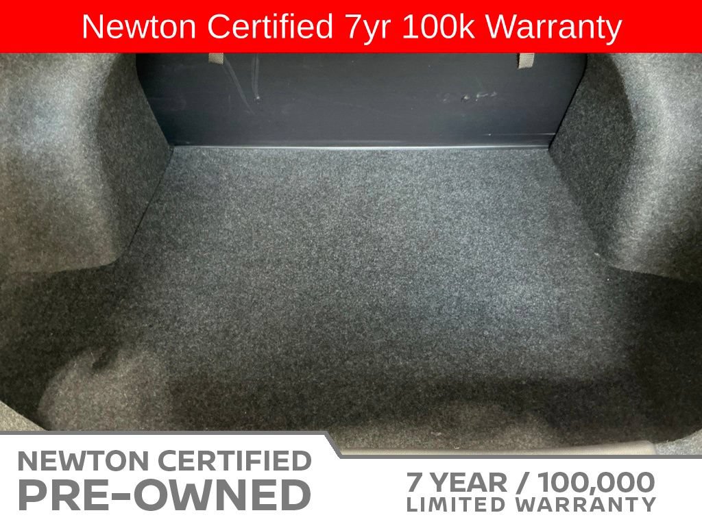 Used 2025 Nissan Versa S w/ Trunk Package FWD image 17