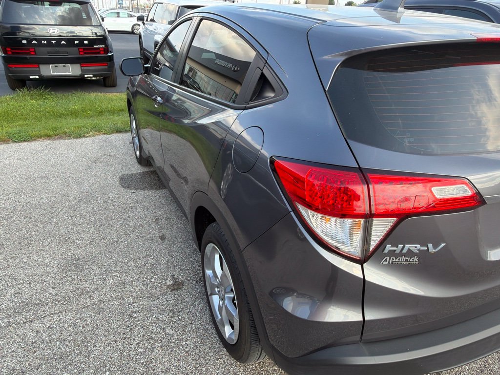 Used 2022 Honda HR-V LX image 5