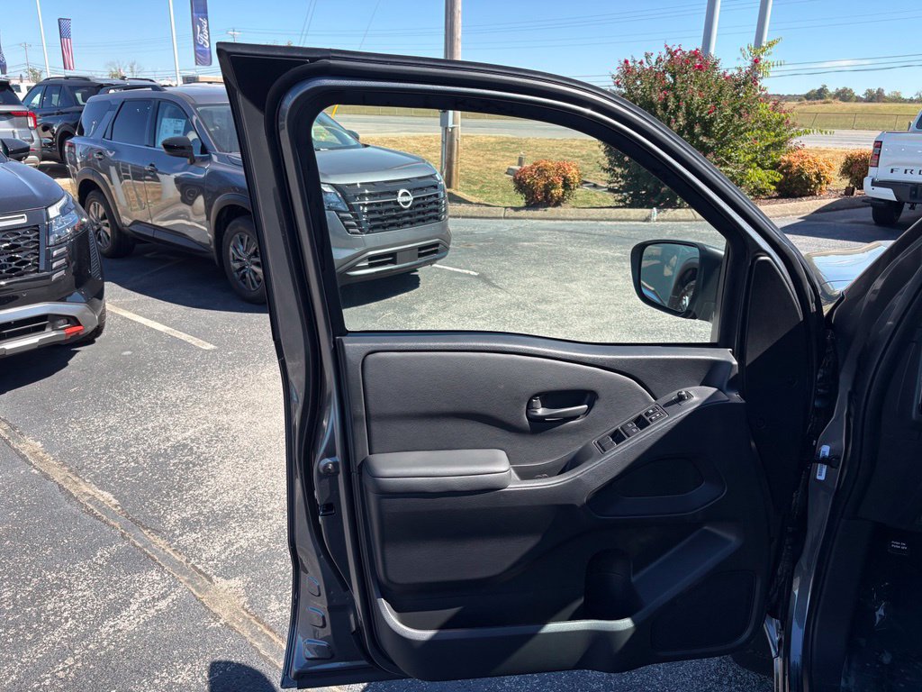 New 2027 Nissan Frontier SV w/ SV Convenience Package AWD/4WD image 26