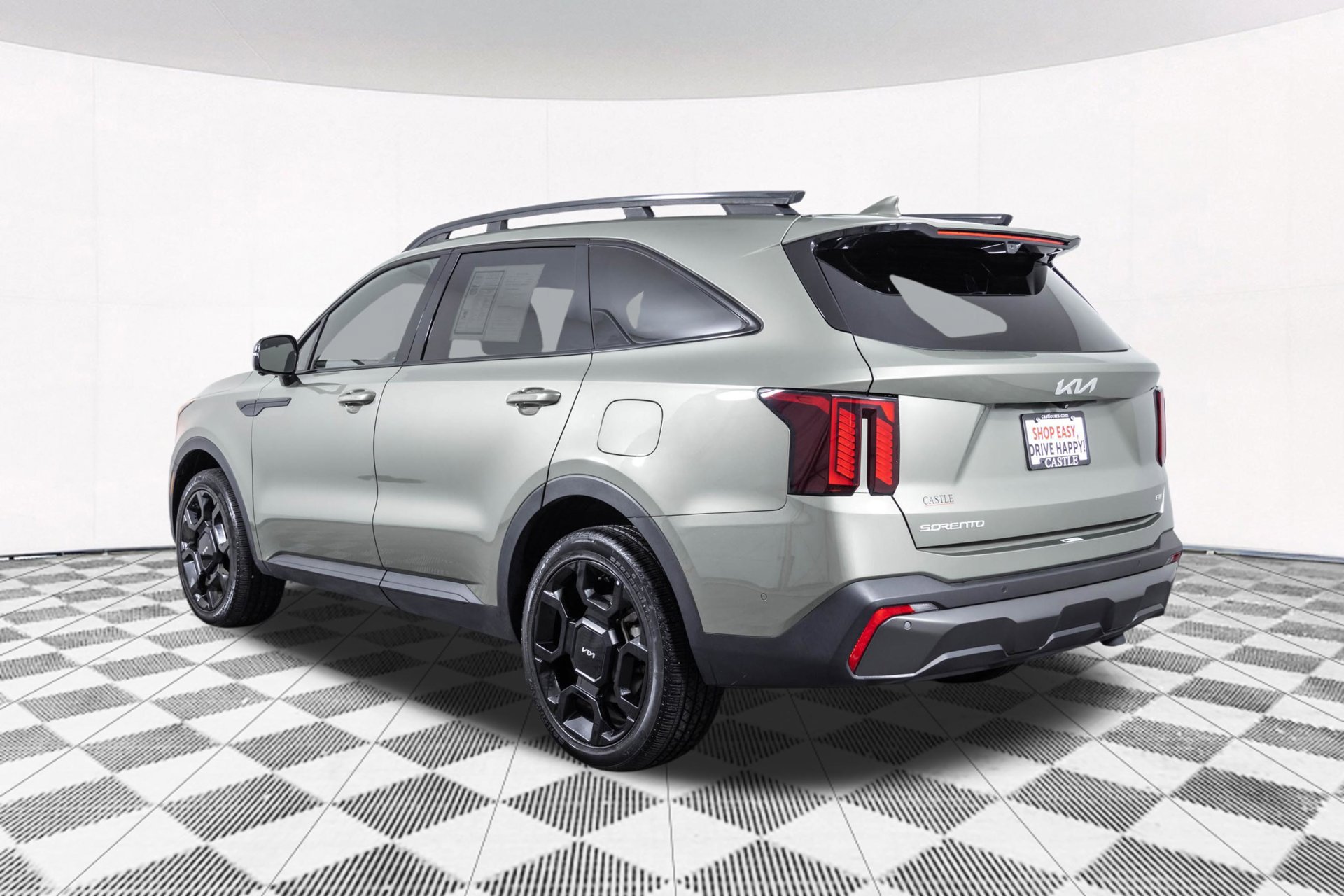 Used 2024 Kia Sorento SX Prestige w/ Sage Leather Package AWD/4WD image 17