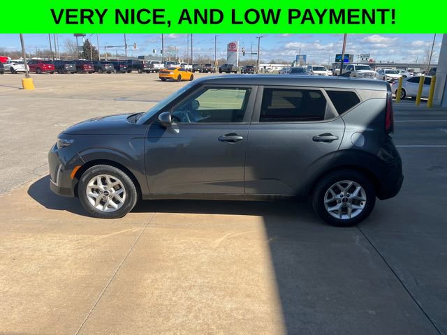 Used 2023 Kia Soul LX w/ Option Group 015 image 2