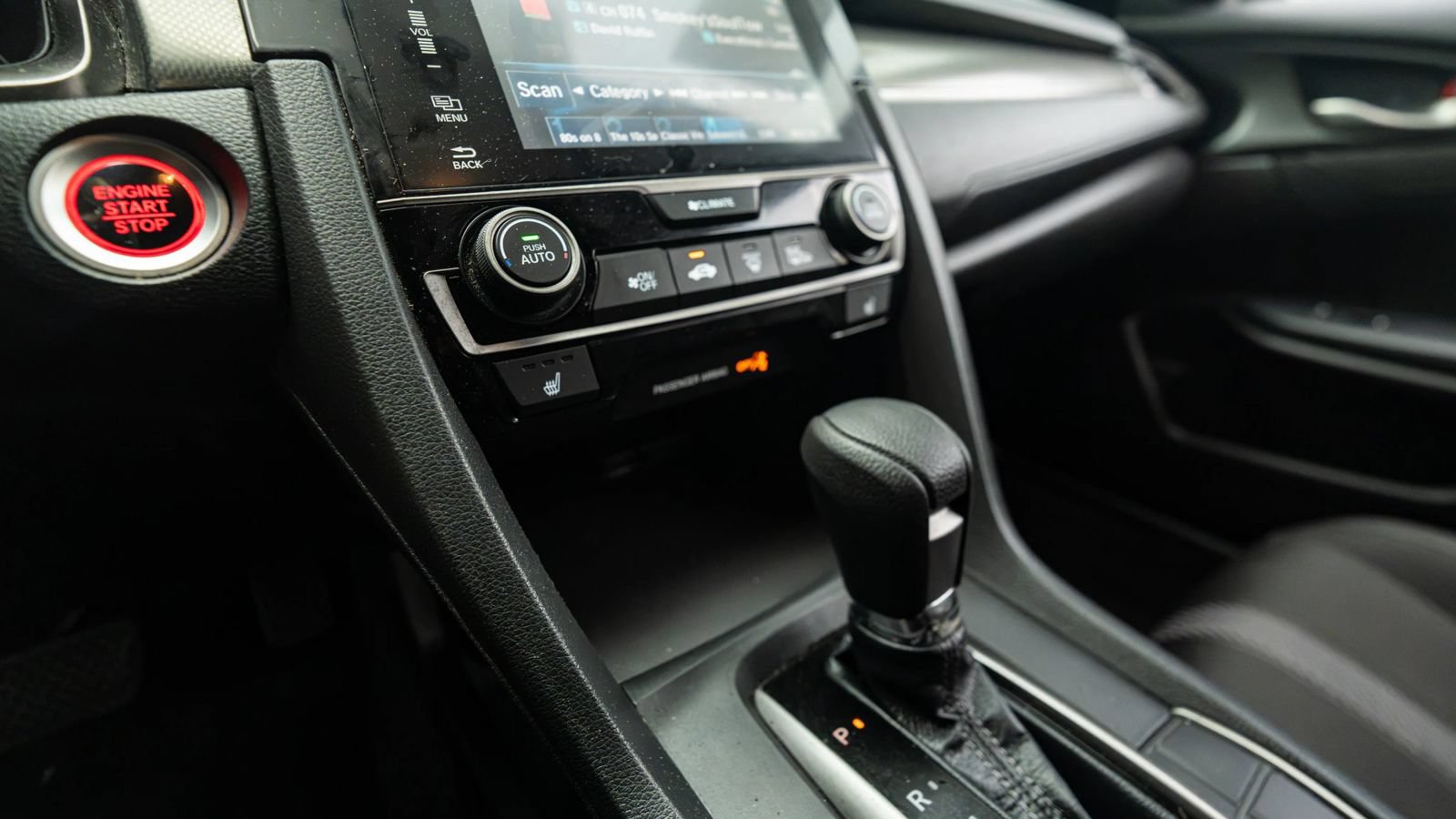 Used 2018 Honda Civic EX image 33
