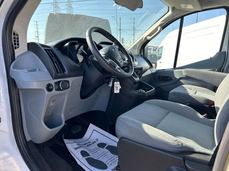 Used 2019 Ford Transit 350 XLT image 13