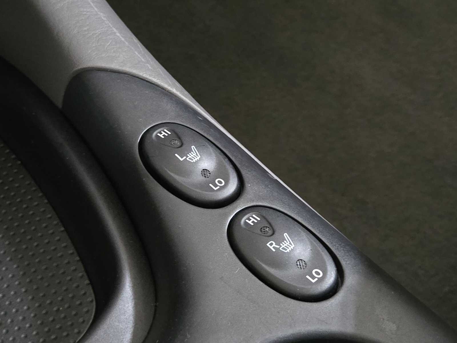Used 2007 Toyota Sequoia SR5 AWD/4WD image 31